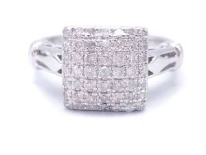 lot 46 image: Ladies .60 Carat Diamond Estate Ring