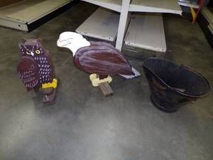 Outdoor Wood Eagle and Owl with Ash pail with shovel
