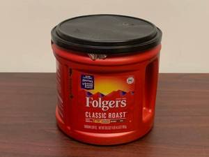 lot 17 image: Folgers Coffee