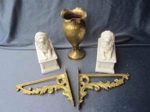 lot 272 image: Lions, Vase, Shelf Supports