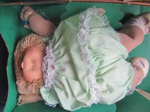 lot 291 image: Cabbage Patch Doll
