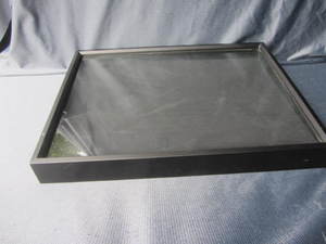lot 40 image: Shadow Box