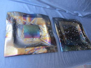 lot 232 image: Art Glass Plates