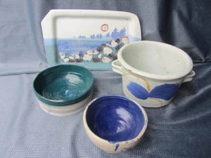 lot 158 image: Pottery Tray, Vessel, Pet Bowl