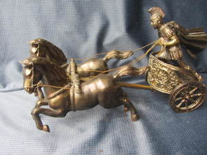lot 162 image: Chariot & Soldier