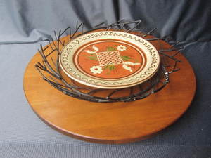 lot 166 image: Wooden Turntable, Twig Bowl