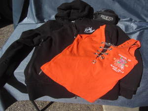 lot 103 image: HD Tank, Hoodie, Eyewear