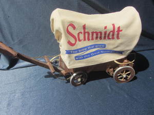 lot 4 image: Schmidt Conestoga Lamp