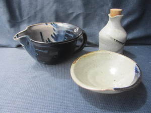 lot 24 image: Hand Thrown Pottery