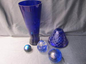 lot 25 image: Cobalt Glass