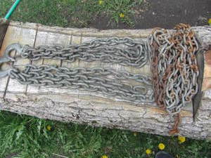 lot 67 image: Chains