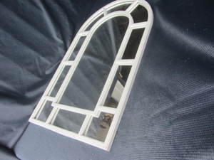 lot 91 image: Dome-Top Mirror