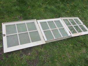 lot 92 image: Vintage Windows