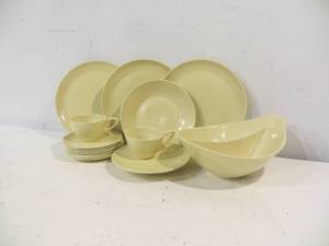 15 Pieces of VINTAGE Monterey Made in California Speckled Dinnerware
