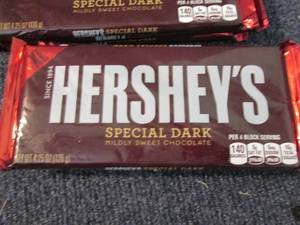 lot 22 image: 6 Hersheys Special Dark Chocolate ...