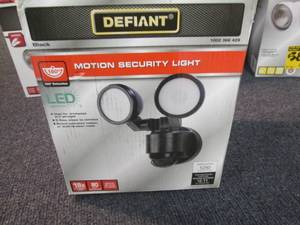 lot 45 image: Defiant 180 Degree Black Motion Act...