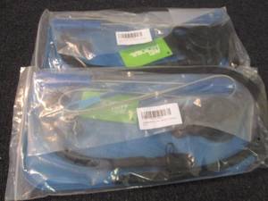 lot 104 image: 2 - 3L Hydration Bladders...