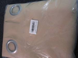 lot 124 image: IndoorOutdoor Curtain 95 inch ZZ3...