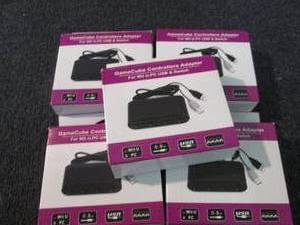 lot 126 image: 5 Game Cube Controller Adapters ZZ3...