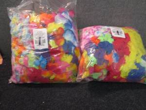 lot 161 image: 2 Bags Leis ZZ3...