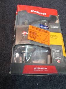 lot 190 image: Kwikset Tustin Satin Nickel Entry D...