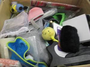 lot 207 image: Box of Misc Returned Items ...