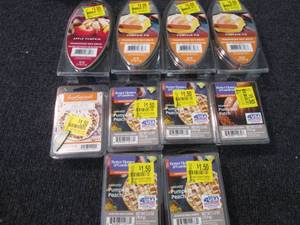 lot 219 image: 10 Packs Scented Wax Melts...