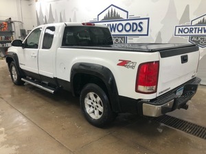 2007 GMC Sierra 4x4 -No Reserve-