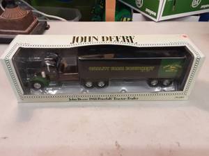 Ertl John Deere Peterbilt Tractor Trailer