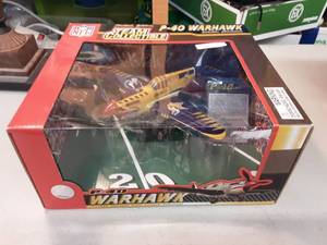 NFL Vikings P-40 War Hawk 148 Scale Die Cast