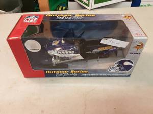 Ertl Vikings 118 Scale Polaris Snowmobile