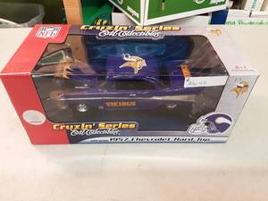 Ertl Vikings 125 Scale 1957 Chevy Hard Top