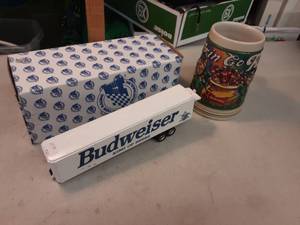 Budweiser Trailer, Budweiser Stein