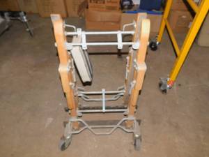 lot 37 image: Piano Mover