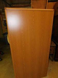 lot 42 image: Nice Wood Shelf