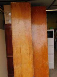 lot 49 image: 2 Wood Tables