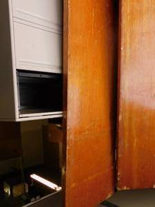 lot 51 image: 2 Wood Tables