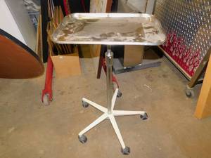 lot 55 image: Metal Stand with Tray on Rollers