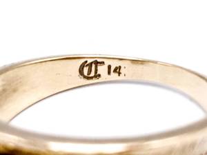 lot 13 image: 14k Yellow Gold Mothers Ring With Blue, Green and Red Gemstones
