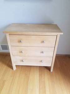 lot 20 image: Contemporary Dresser