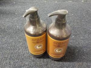2 Bottles Argan Diabella Shampoo an...