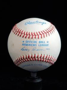 lot 9 image: Tony Oliva Autographed Baseball