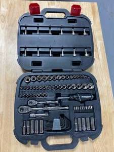 lot 55 image: HUSKY Mechanics Set - Complete