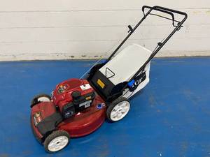 lot 66 image: TORO Recycler 22 in. SmartStow High Wheel Variable Speed Walk Behind Gas Self Propelled Mower