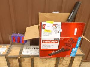 Craftsman 110 volt BlowerVacuum. Appears new in box. As shown.