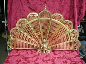 lot 3 image: Vintage Brass Phoenix Fun Fireplace Screen