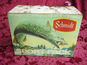 lot 54 image: Vintage Schmidt Beer LIghtup Case