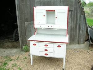 lot 1 image: Antique Kitchen CabinetCupboardHoosier