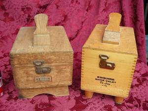 lot 71 image: 2 Vintage Shoeshine Kits