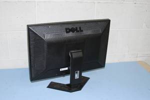 lot 15 image: Dell E228WFPC 22 Widescreen Flat Panel LCD Computer Monitor
